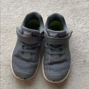 Nike kids sneaker